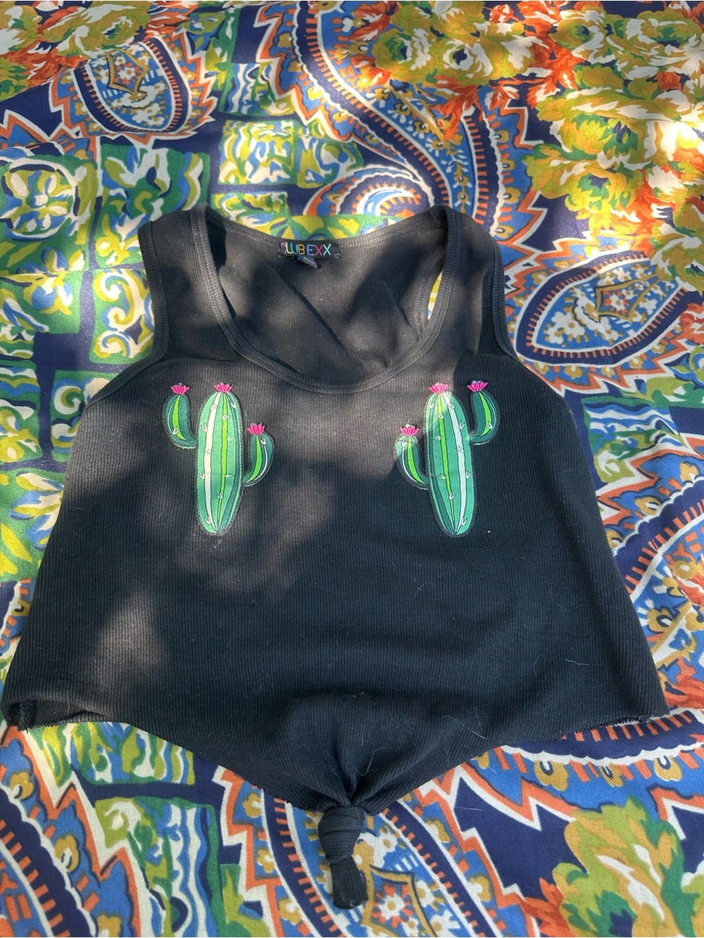 Black Ribbed Crop Tank with Cactus Patches - ALBEXX